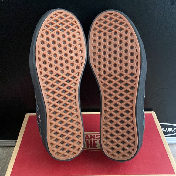 Plaid Check ComfyCush Slip On Vans - Picture 5 of 5